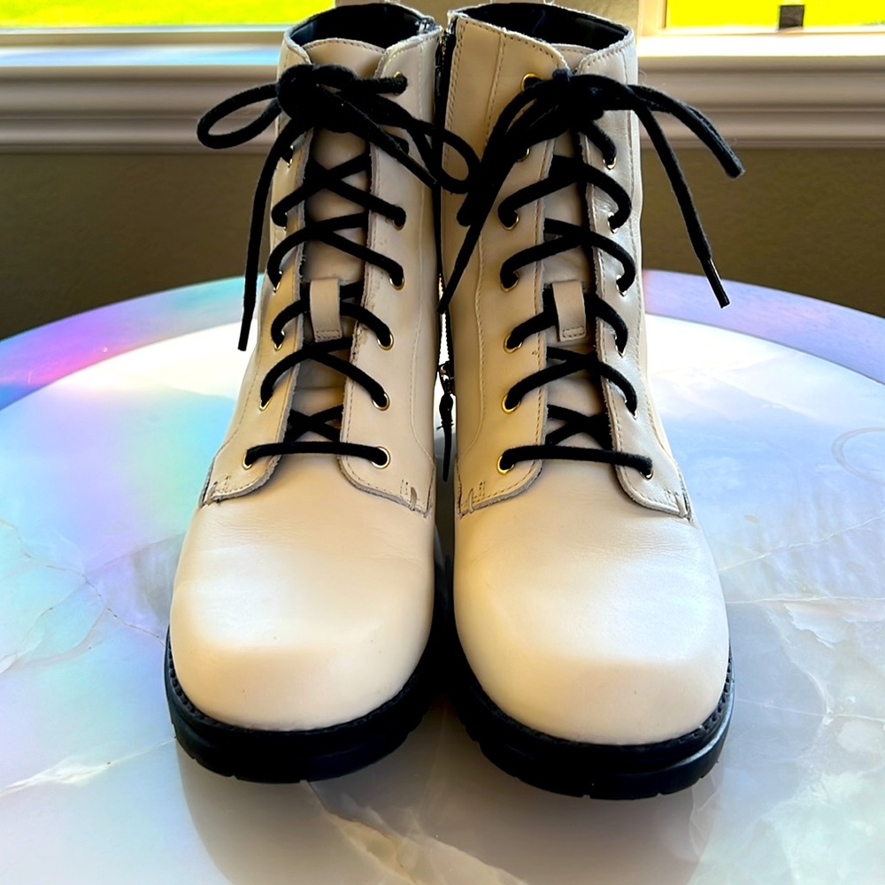 Cole Hahn Leather lace up Combat Boots